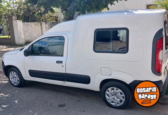 Utilitarios - Fiat Fiorino 2015 GNC 160000Km - En Venta