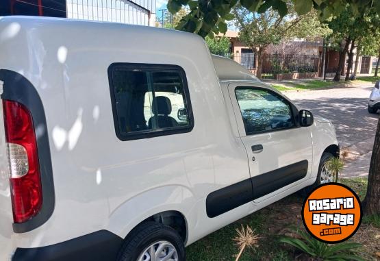 Utilitarios - Fiat Fiorino 2015 GNC 160000Km - En Venta