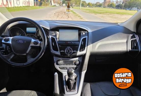 Autos - Ford Focus III Titanium 2014 Nafta 154000Km - En Venta