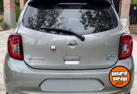 Autos - Nissan March Pure Drive 2018 Nafta 62000Km - En Venta