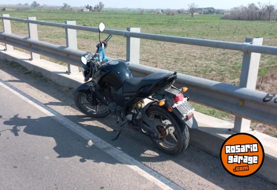 Motos - Yamaha Fz16 2014 Nafta 12000Km - En Venta