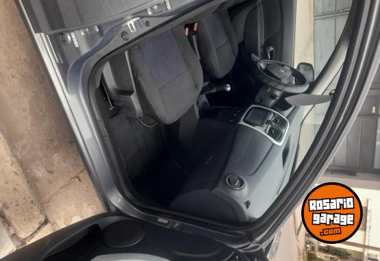 Autos - Renault Sandero 2016 Nafta 120000Km - En Venta