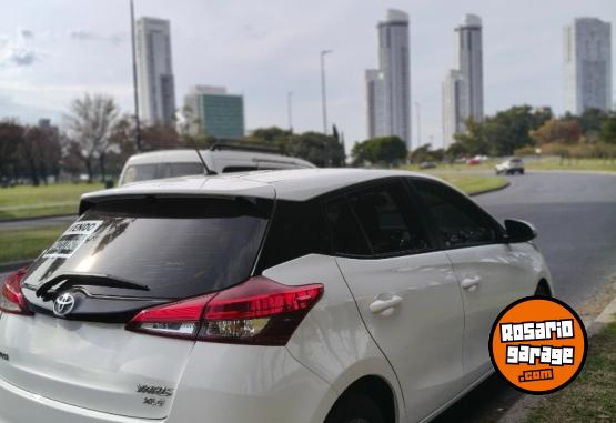 Autos - Toyota Yaris 2023 Nafta 57000Km - En Venta