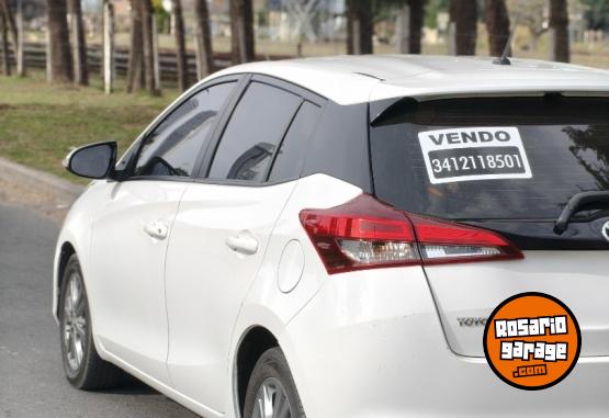 Autos - Toyota Yaris 2023 Nafta 57000Km - En Venta