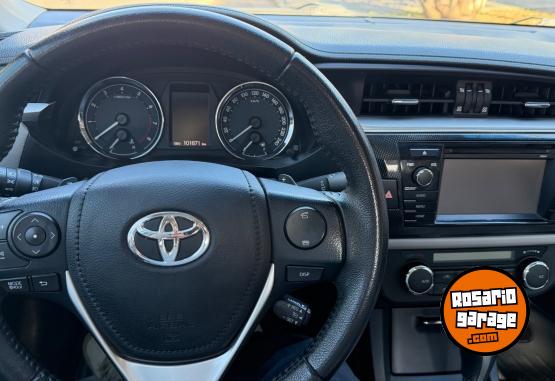 Autos - Toyota Corolla XEI Pack 2016 Nafta 101900Km - En Venta