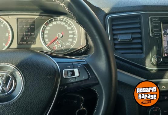 Camionetas - Volkswagen AMAROK V6 HIGHLINE 2017 Diesel 150000Km - En Venta