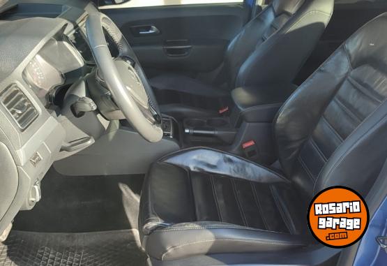 Camionetas - Volkswagen AMAROK V6 HIGHLINE 2017 Diesel 150000Km - En Venta