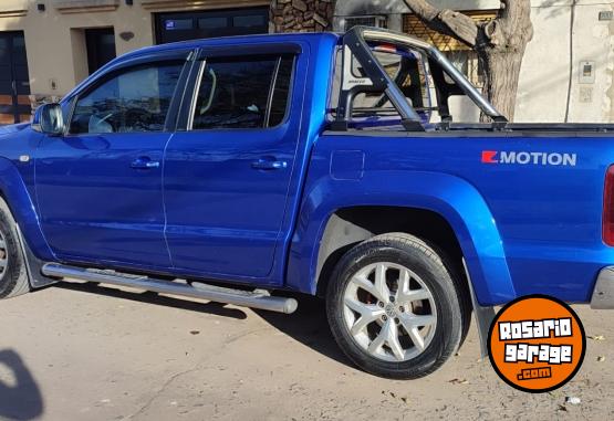 Camionetas - Volkswagen AMAROK V6 HIGHLINE 2017 Diesel 150000Km - En Venta