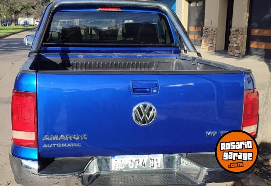 Camionetas - Volkswagen AMAROK V6 HIGHLINE 2017 Diesel 150000Km - En Venta