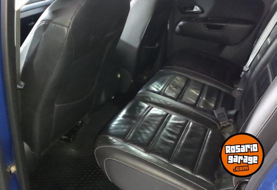 Camionetas - Volkswagen AMAROK V6 HIGHLINE 3.0 2017 Diesel 146000Km - En Venta