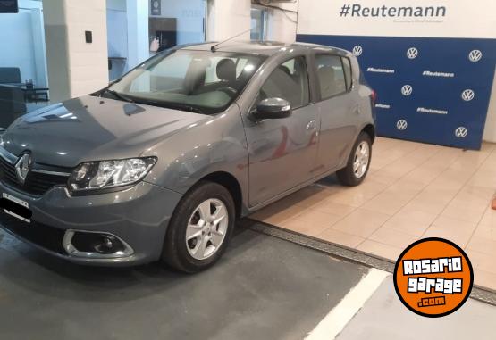 Autos - Renault SANDERO PRIVILEGE MT 5P 2015 Nafta 71000Km - En Venta