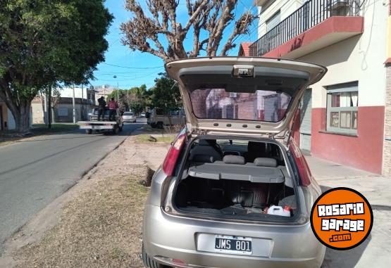 Autos - Fiat 2011 atractive 2011 Nafta 71000Km - En Venta
