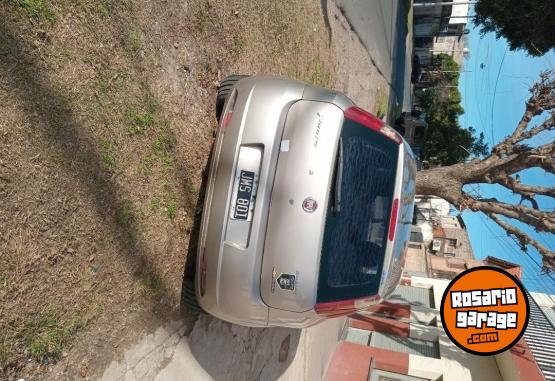 Autos - Fiat 2011 atractive 2011 Nafta 71000Km - En Venta