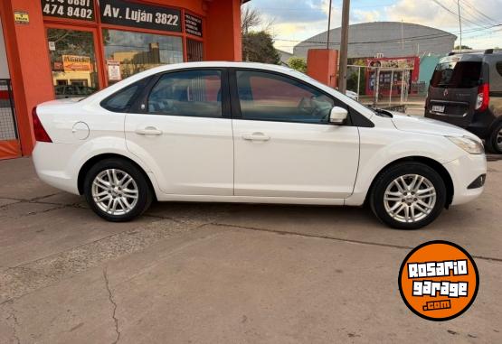 Autos - Ford Focus Exe Ghia 2.0 2010 2010 Nafta 194000Km - En Venta