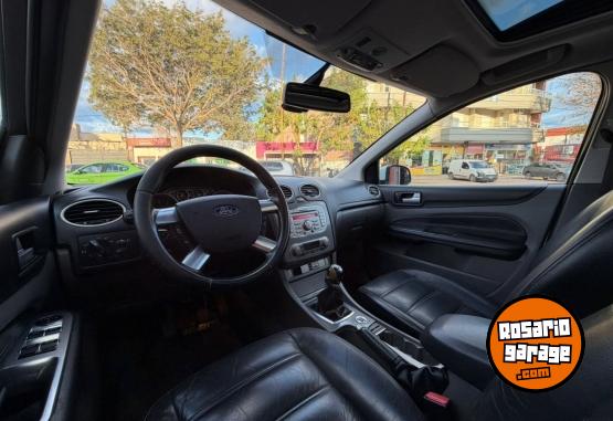 Autos - Ford Focus Exe Ghia 2.0 2010 2010 Nafta 194000Km - En Venta