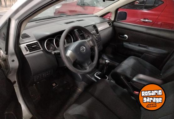 Autos - Nissan TIIDA ACENTA 1.8 2012 Nafta 150000Km - En Venta