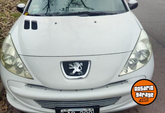 Autos - Peugeot 207 compact 2012 Nafta 140000Km - En Venta