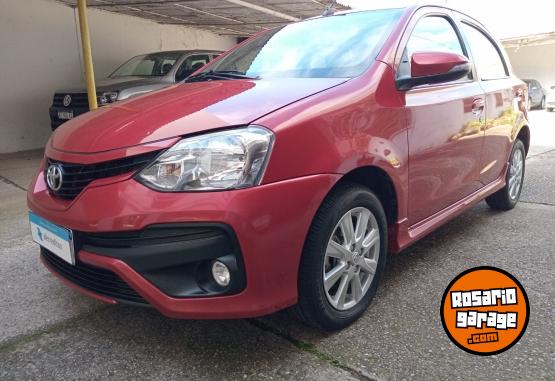 Autos - Toyota Etios 1.5 XLS full 6M/T 2018 Nafta 65000Km - En Venta