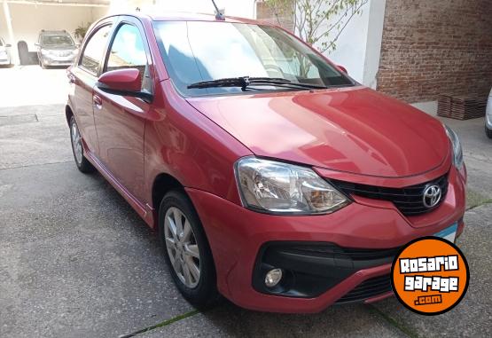 Autos - Toyota Etios 1.5 XLS full 6M/T 2018 Nafta 65000Km - En Venta