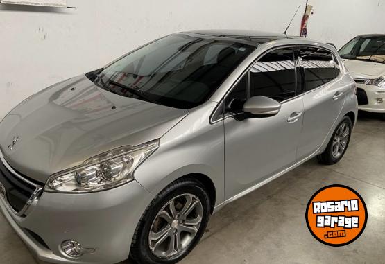 Autos - Peugeot 208 feline 2015 2015 Nafta 216000Km - En Venta