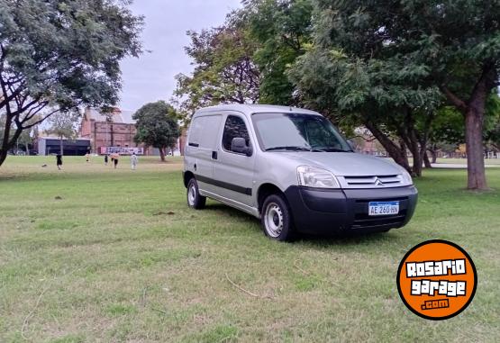 Utilitarios - Citroen Berlingo 2020 Diesel 200000Km - En Venta
