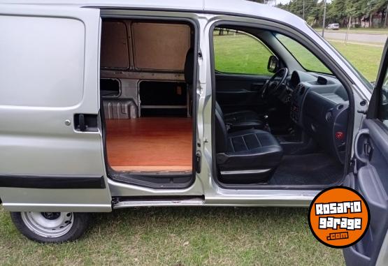 Utilitarios - Citroen Berlingo 2020 Diesel 200000Km - En Venta