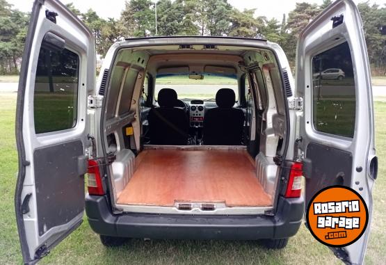 Utilitarios - Citroen Berlingo 2020 Diesel 200000Km - En Venta