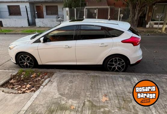 Autos - Ford Focus III Titanium 2016 Nafta 150000Km - En Venta