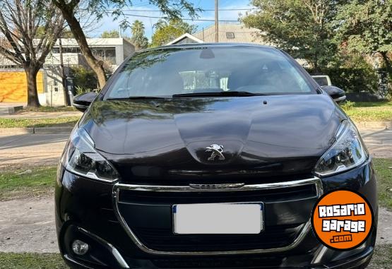 Autos - Peugeot 208. Feline 2018 Nafta 124000Km - En Venta