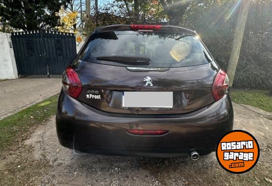 Autos - Peugeot 208. Feline 2018 Nafta 124000Km - En Venta