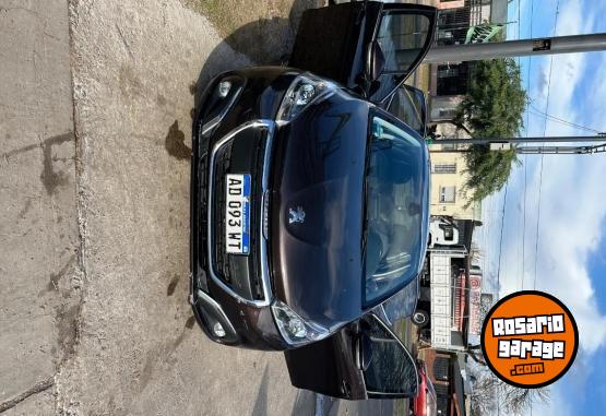 Autos - Peugeot 208. Feline 2018 Nafta 124000Km - En Venta