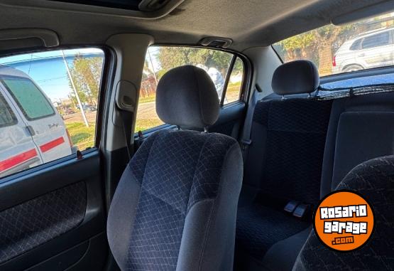 Autos - Chevrolet Astra GLS 2000 Nafta 121000Km - En Venta