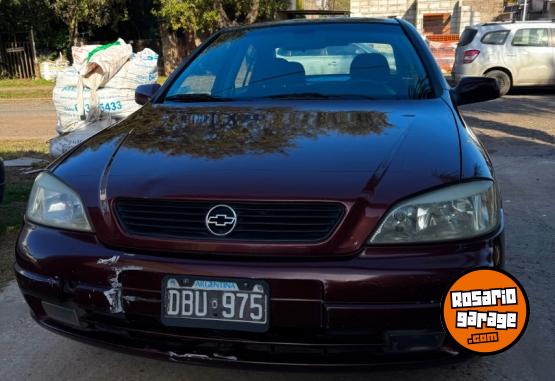 Autos - Chevrolet Astra GLS 2000 Nafta 121000Km - En Venta