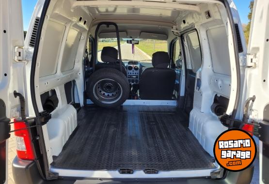 Utilitarios - Citroen Berlingo 1.6 HDI 2025 Diesel 34700Km - En Venta