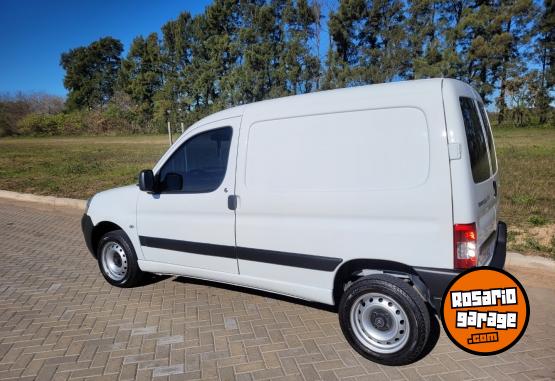 Utilitarios - Citroen Berlingo 1.6 HDI 2025 Diesel 34700Km - En Venta