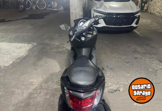 Motos - Yamaha NMX / NMAX 155 2018 Nafta 17900Km - En Venta