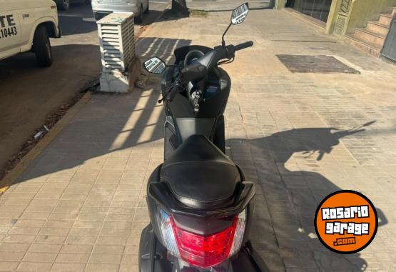 Motos - Yamaha NMX / NMAX 155 2018 Nafta 17900Km - En Venta