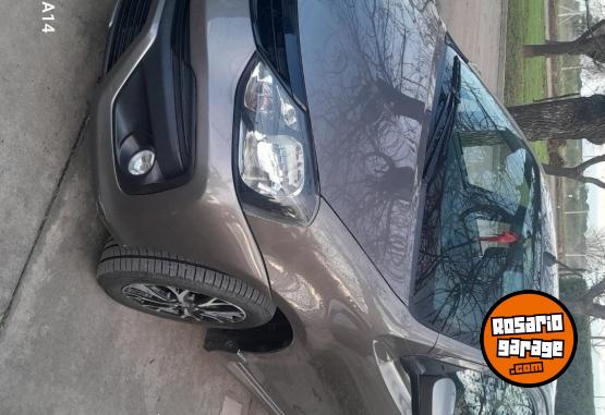 Autos - Toyota Etios xls 2018 Nafta 105122Km - En Venta