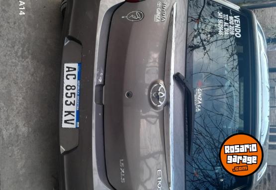 Autos - Toyota Etios xls 2018 Nafta 105122Km - En Venta