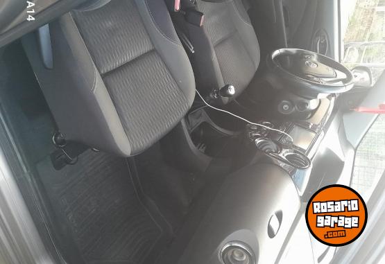 Autos - Toyota Etios xls 2018 Nafta 105122Km - En Venta