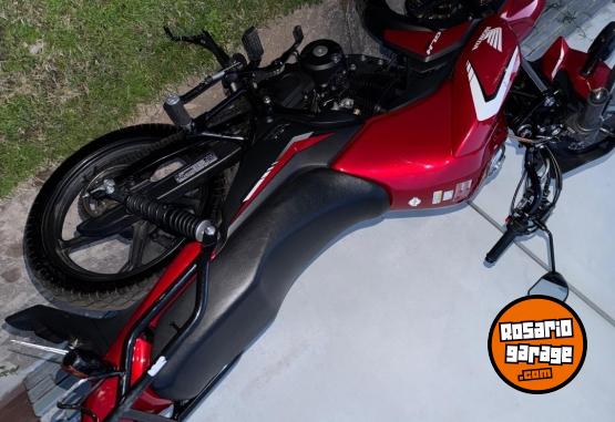 Motos - Honda Glh 150 2025 Nafta 6000Km - En Venta