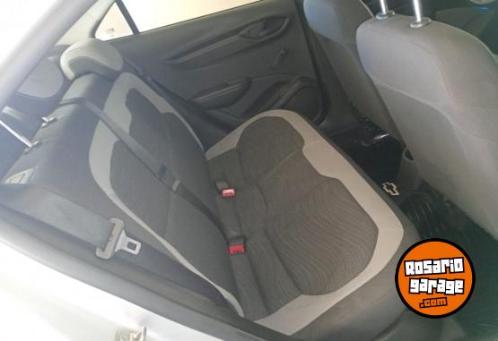 Autos - Chevrolet Prisma lt 2015 Nafta 105000Km - En Venta