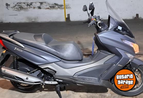 Motos - Kymco XTOWN 250 2020 Nafta 6500Km - En Venta