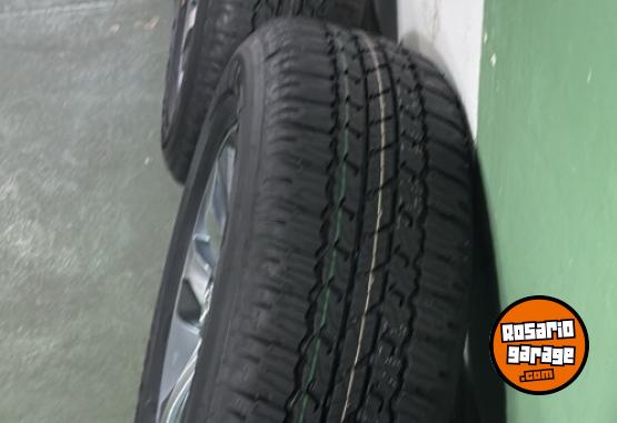 Accesorios para Autos - Toyota Hilux - En Venta