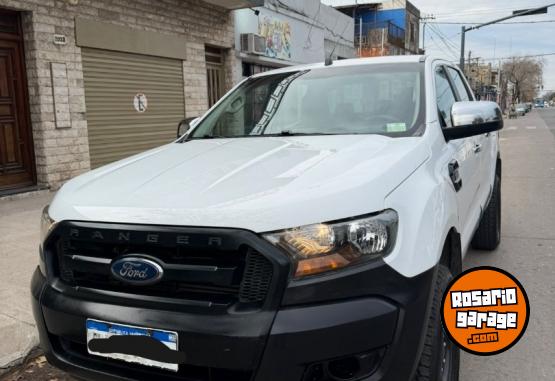 Camionetas - Ford ranger 2.2 2016 Diesel 165000Km - En Venta