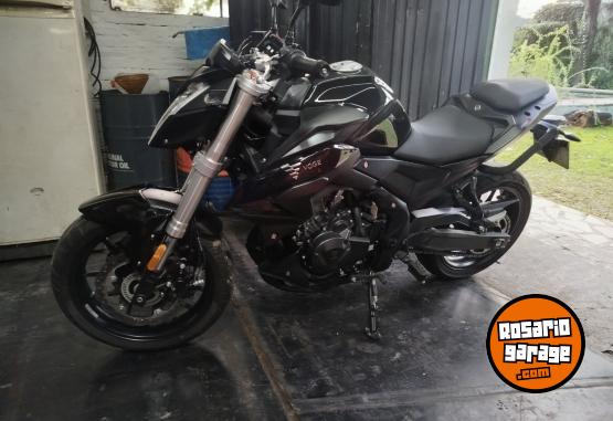 Motos - Voge Voge 500 dominar cfmoto 2024 Nafta 8200Km - En Venta