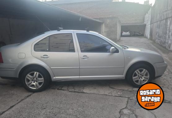 Autos - Volkswagen BORA 2.0 2006 GNC 195000Km - En Venta