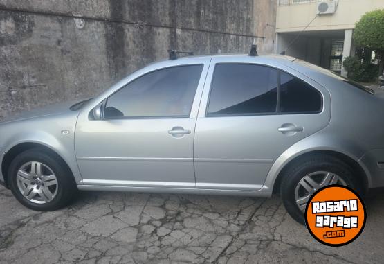 Autos - Volkswagen BORA 2.0 2006 GNC 195000Km - En Venta