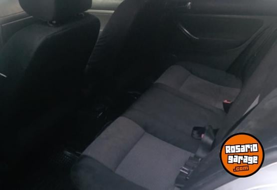 Autos - Volkswagen BORA 2.0 2006 GNC 195000Km - En Venta
