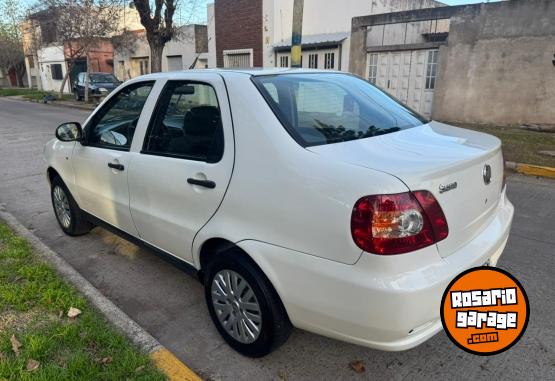 Autos - Fiat Siena 2011 GNC 188000Km - En Venta